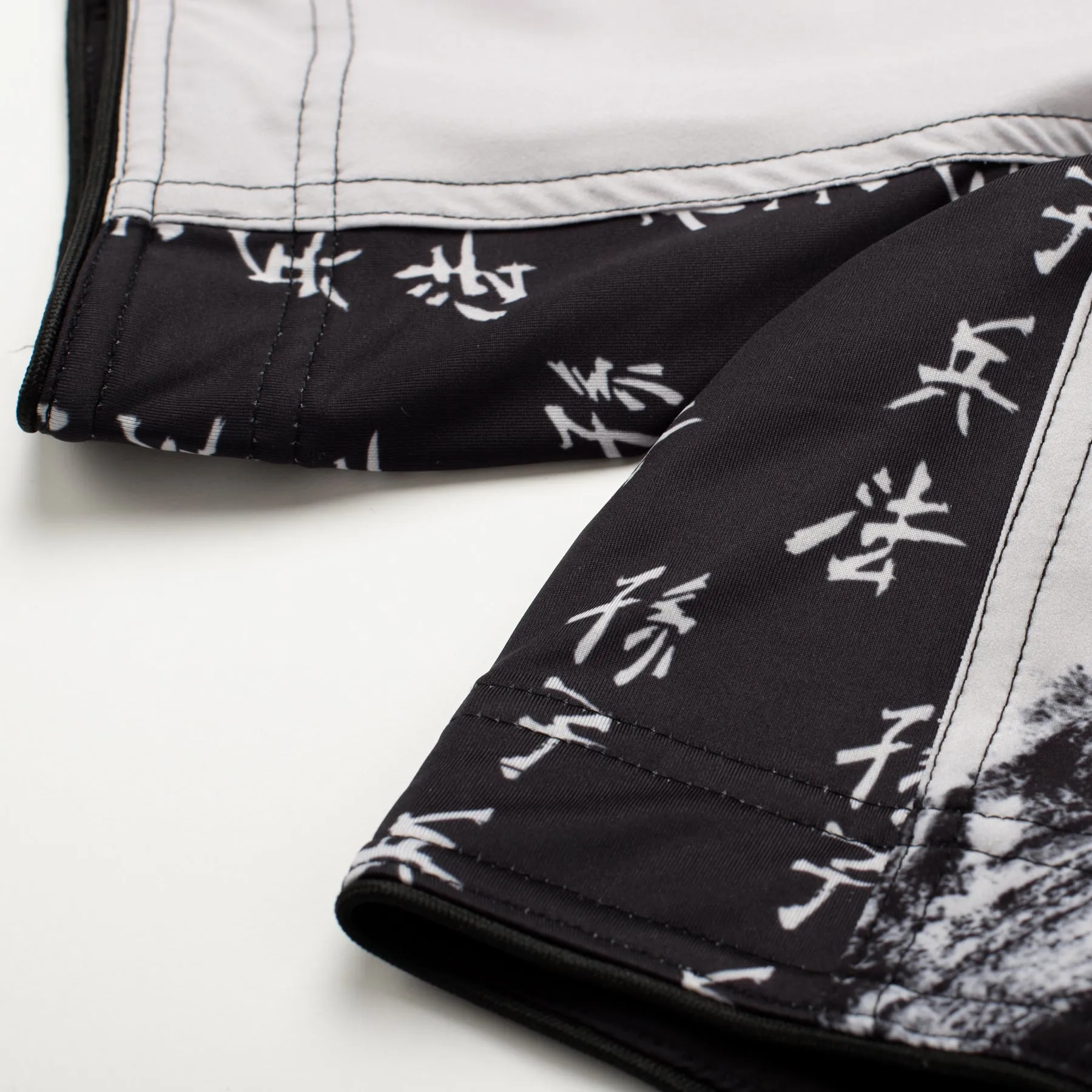 93brand Art of War Shorts Classic Cut