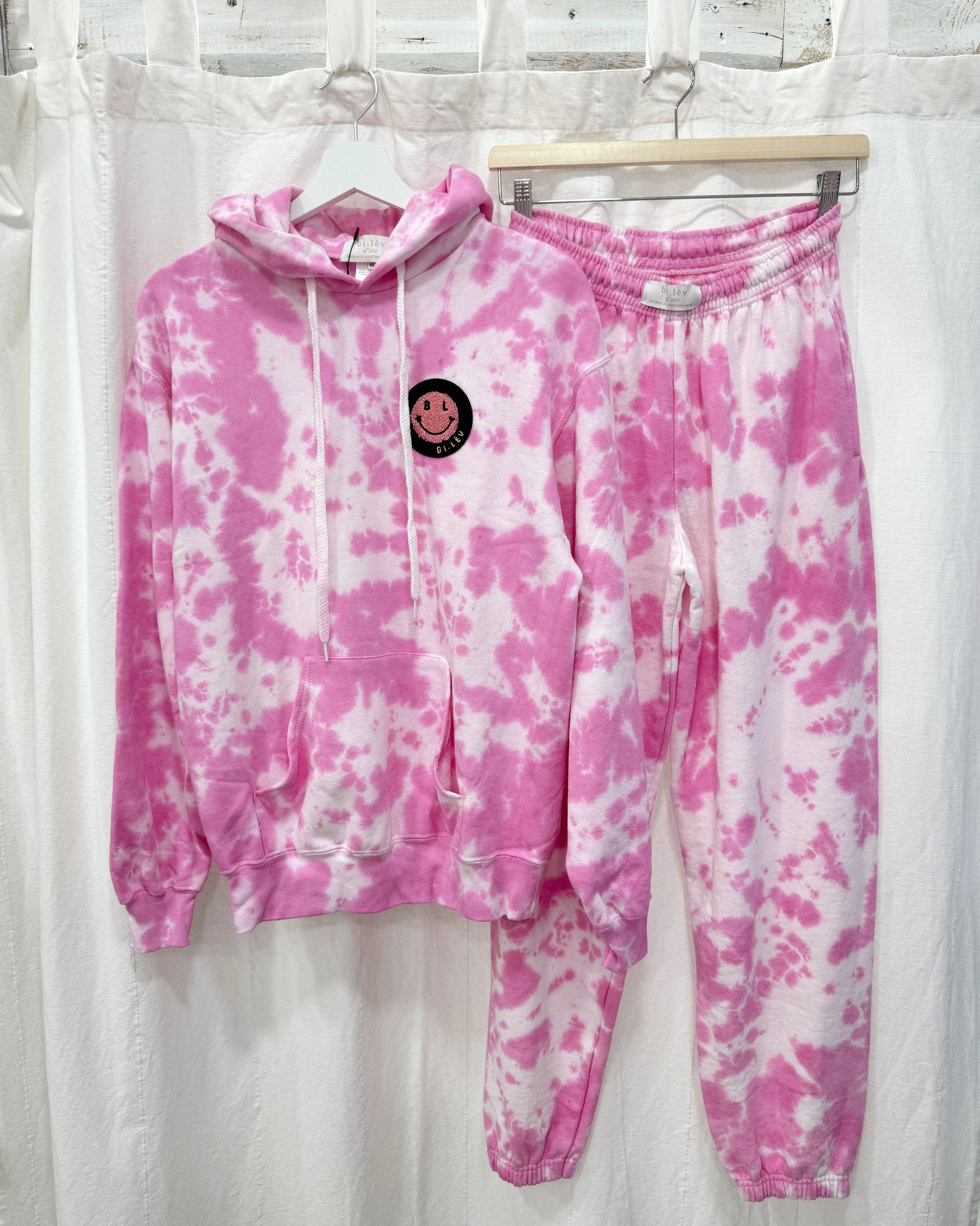 BUBBLE PINK tie-dye hoodie