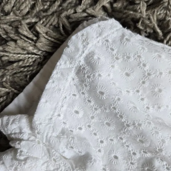 Cat   Jack Lace Eyelet Shorts Flexible Drawstring NWT White, Kids 18 Month (12-18M)