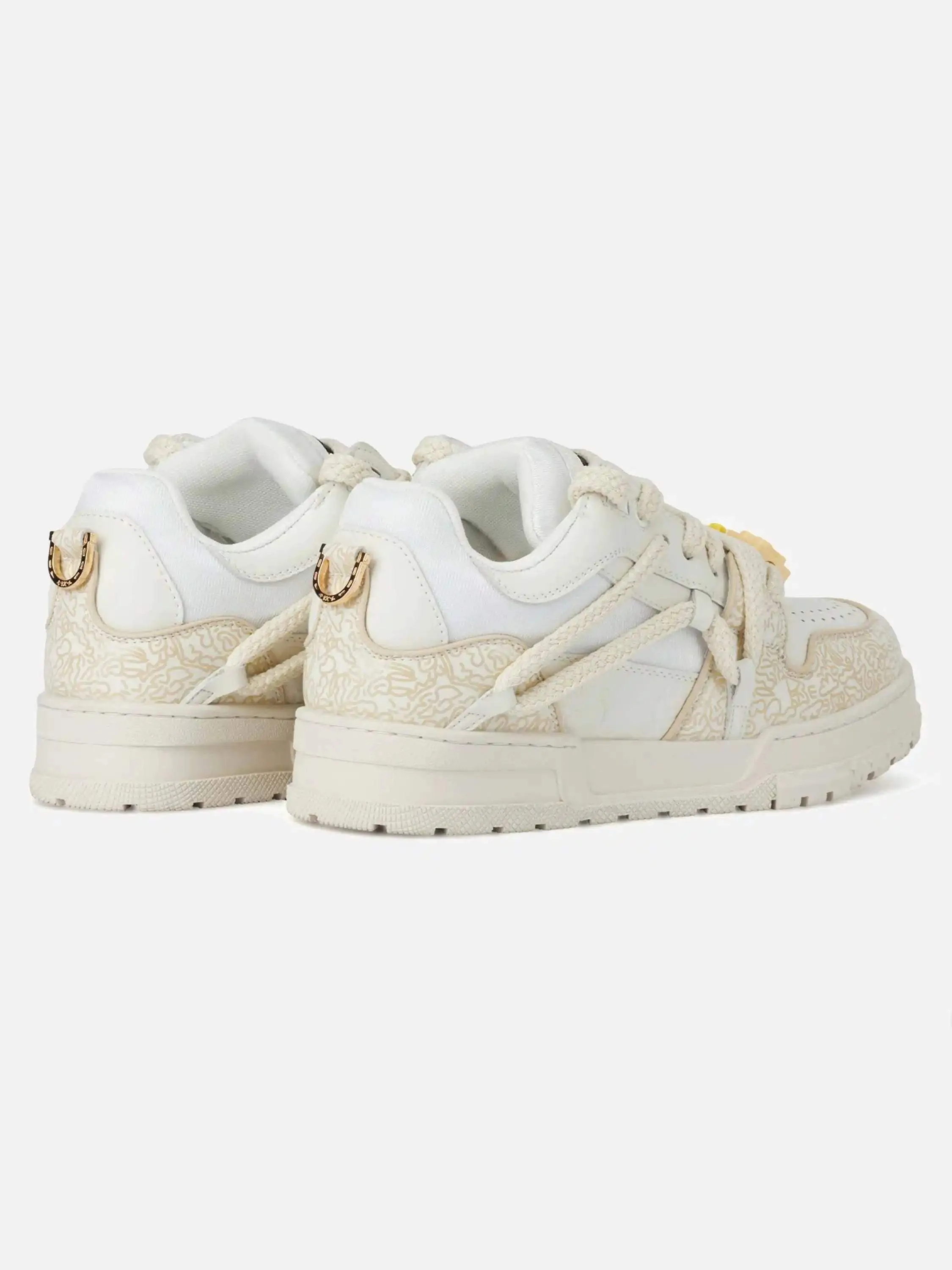 Disguisen Everything Goes With Casual Sneakers
