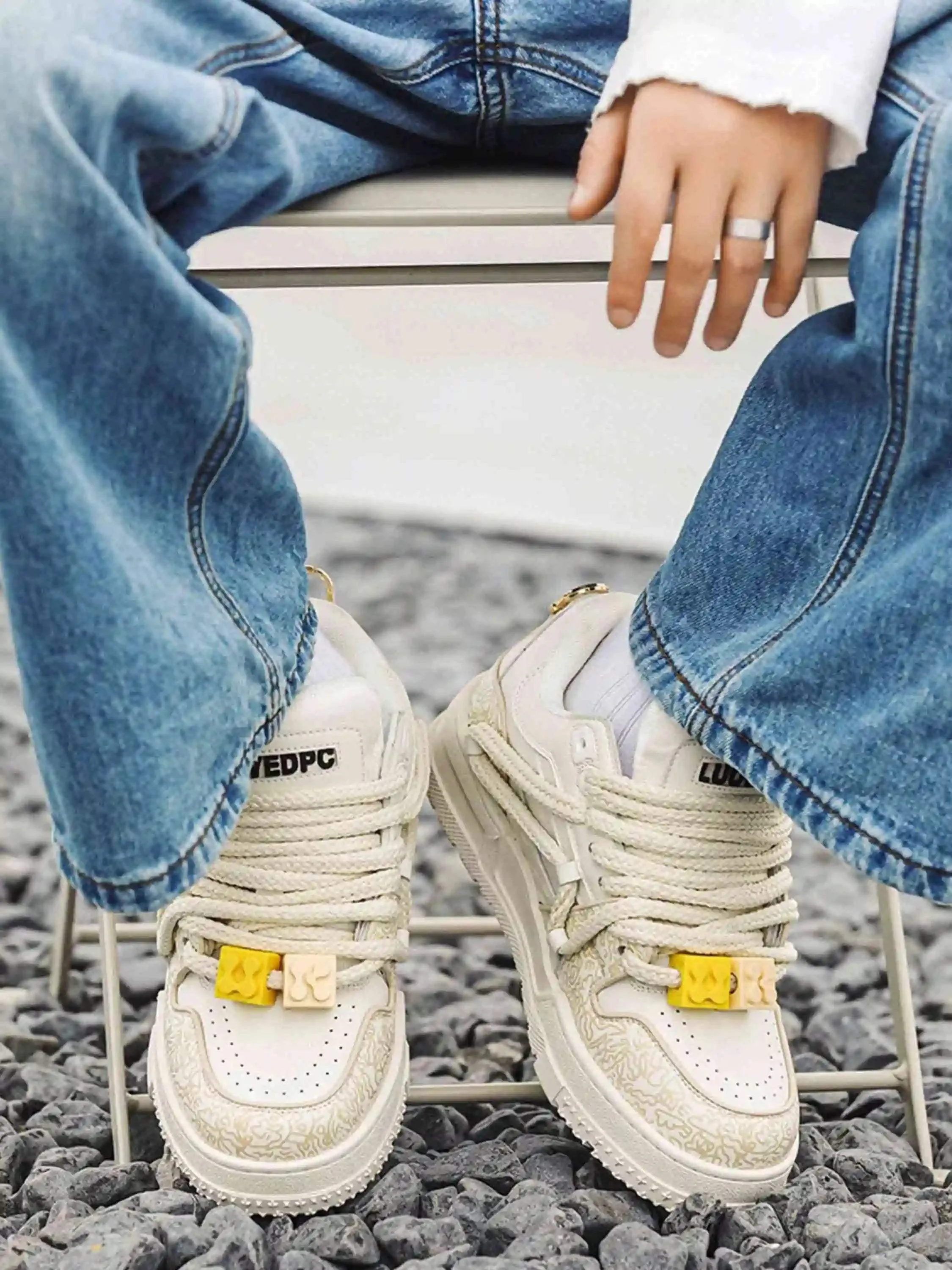 Disguisen Everything Goes With Casual Sneakers