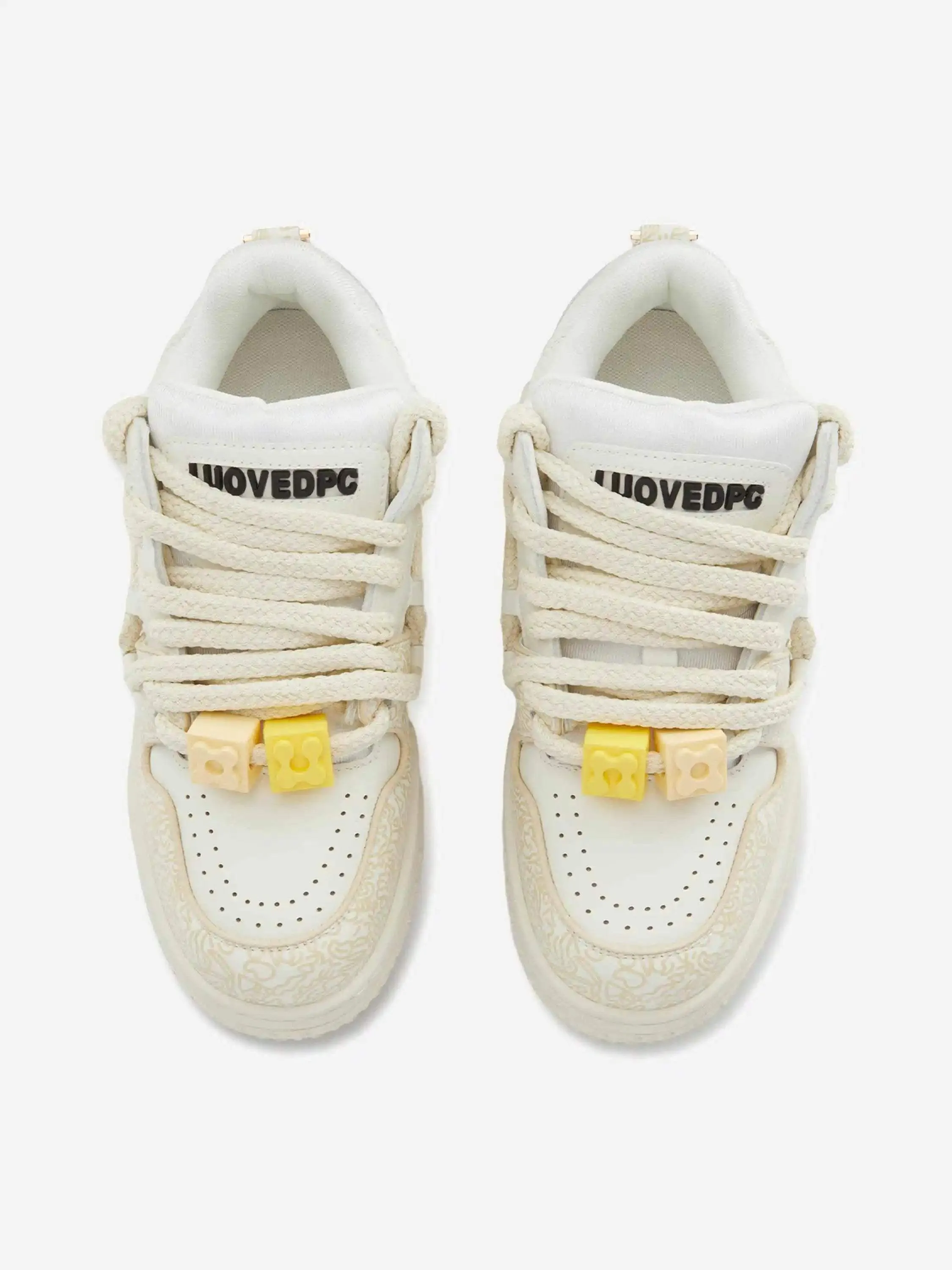 Disguisen Everything Goes With Casual Sneakers