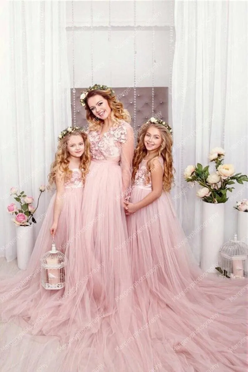 Elegant Tulle Lace Mother And Daughter Dresses