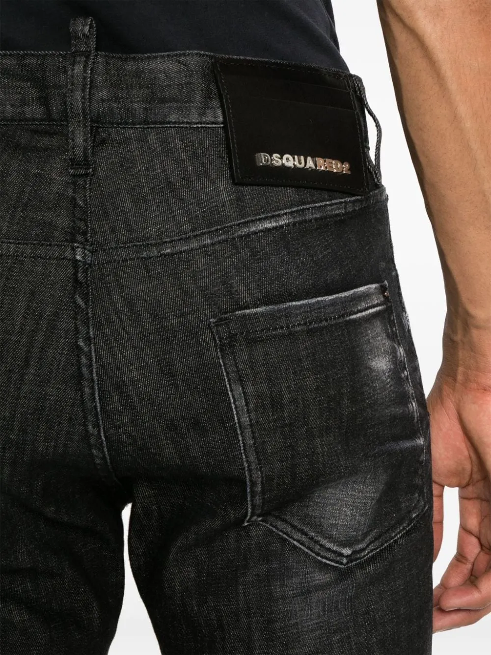 slim-leg jeans