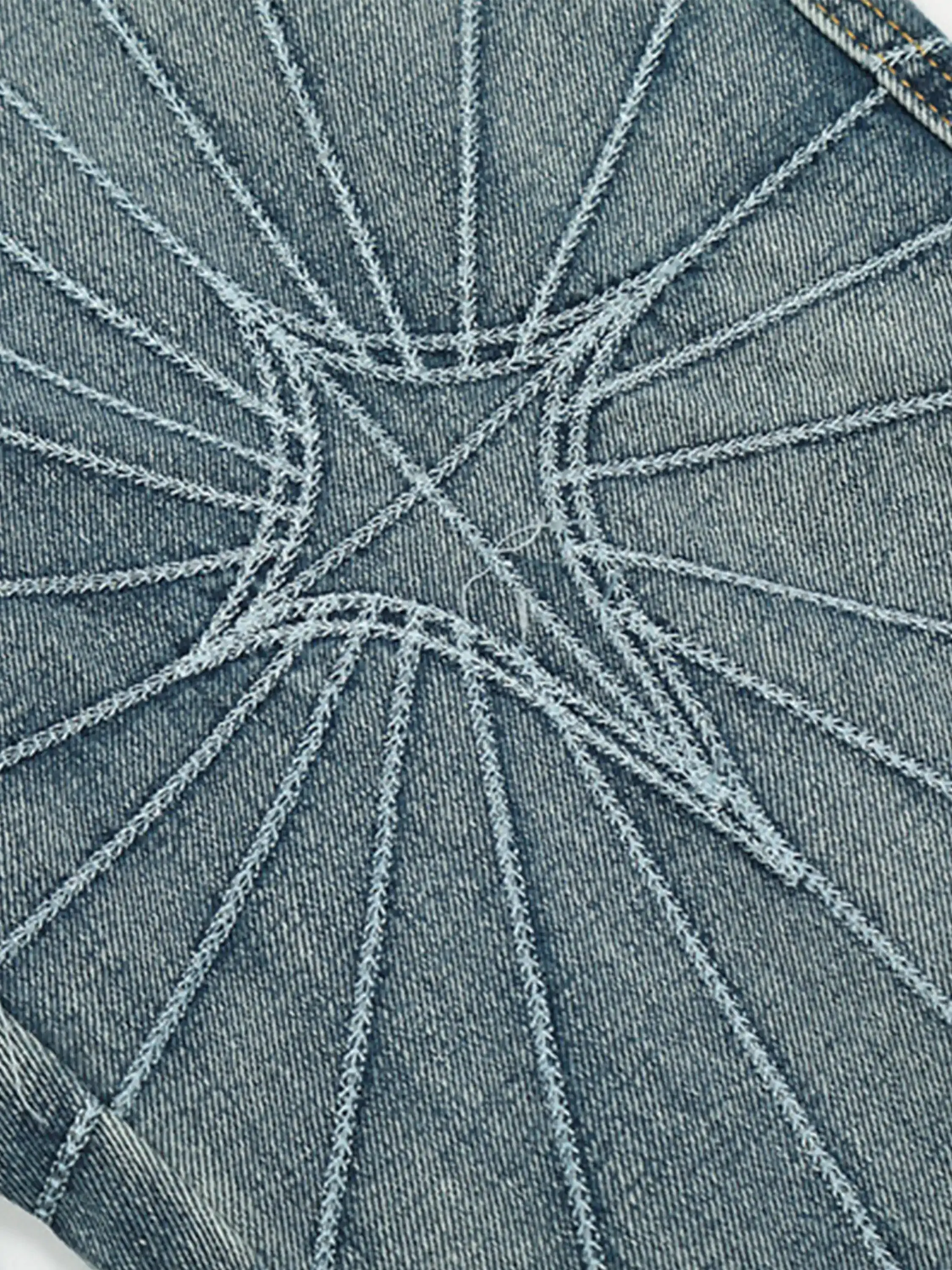 Spider Web Topstitched Loose Jeans