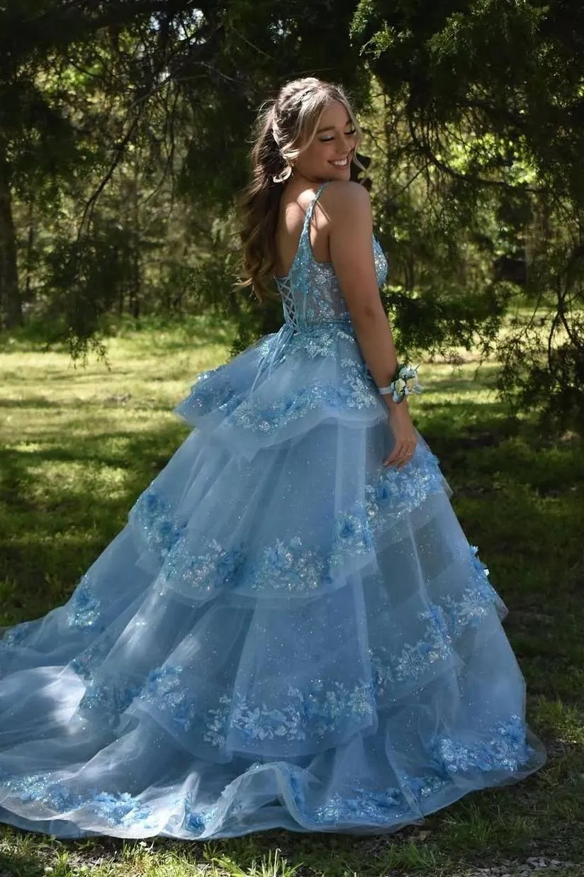 Stunning V-Neck Lace Appliques Detachable Train Formal Prom Dress